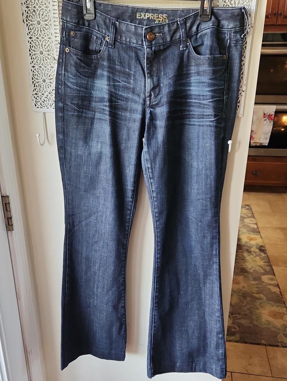 Express Eva Fit & Flare Jeans sz 10L Indigo 34x33 boho